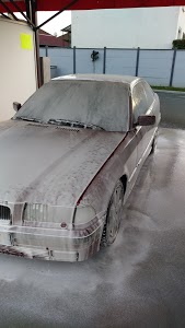 STATION DE LAVAGE AUTOMOBILE