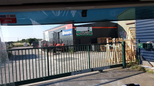 CESARI AUTOMOBILES - PEUGEOT